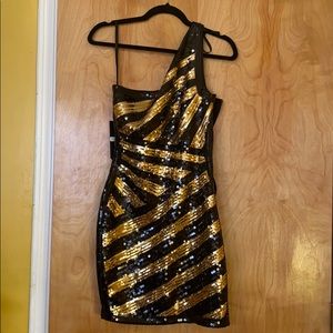 Black and Gold sequin cocktail dress. Med, bnwt